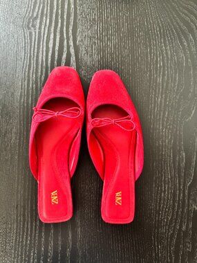 Red Suede Peep Toe Flats with Bow Detail – Statement Shoes – Size 38